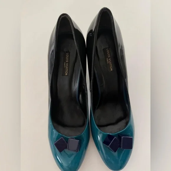 Louis Vuitton navy blue Heels Size 8 - Picture 6 of 12
